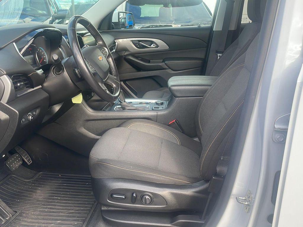 used 2020 Chevrolet Traverse car, priced at $22,990