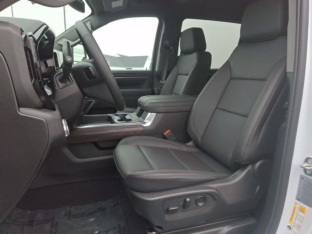 new 2026 GMC Sierra 2500 car, priced at $73,260