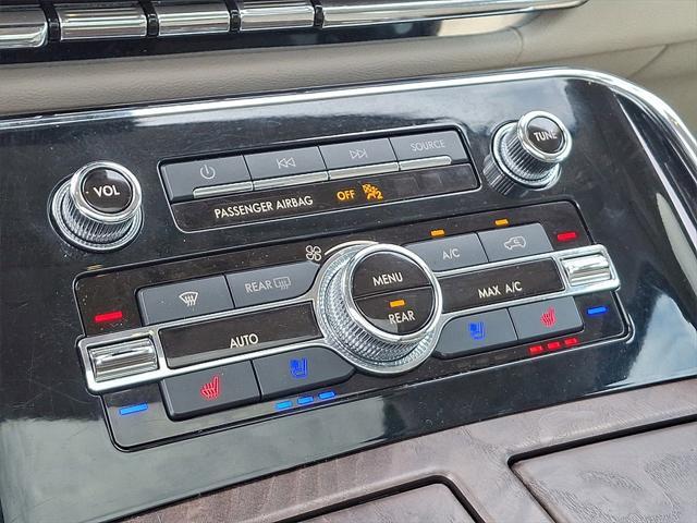 used 2020 Lincoln Navigator car, priced at $37,990