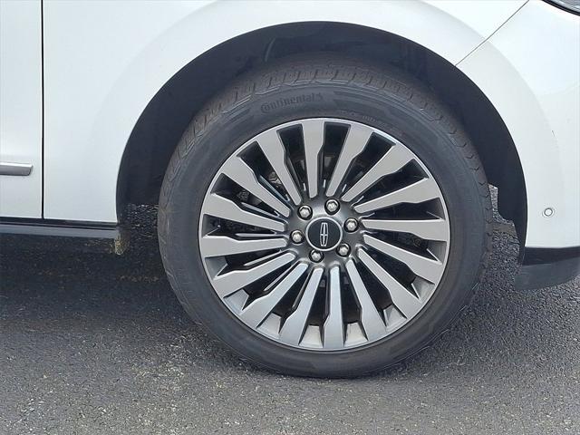 used 2020 Lincoln Navigator car, priced at $37,990