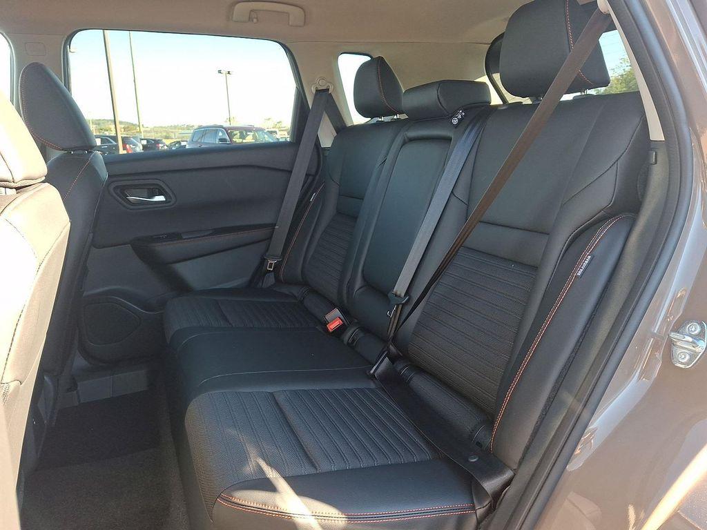 used 2025 Nissan Rogue car, priced at $29,990