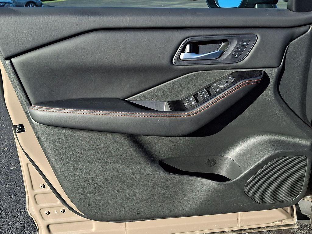 used 2025 Nissan Rogue car, priced at $29,990