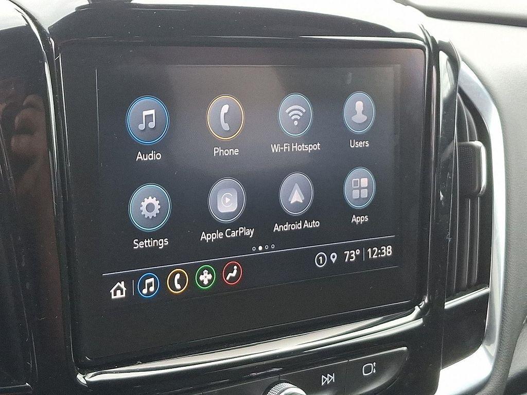 used 2022 Chevrolet Traverse car, priced at $25,990