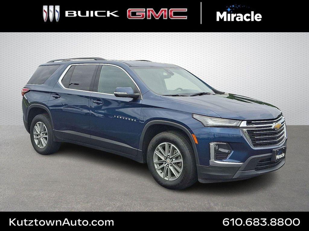 used 2022 Chevrolet Traverse car, priced at $25,990