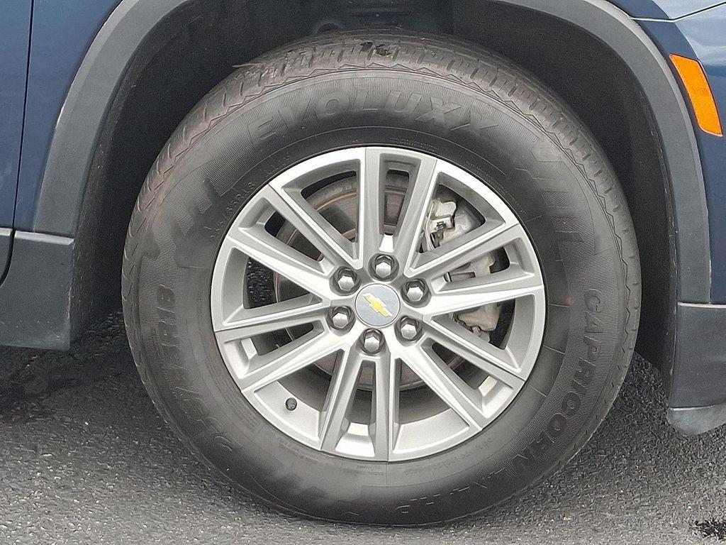 used 2022 Chevrolet Traverse car, priced at $25,990