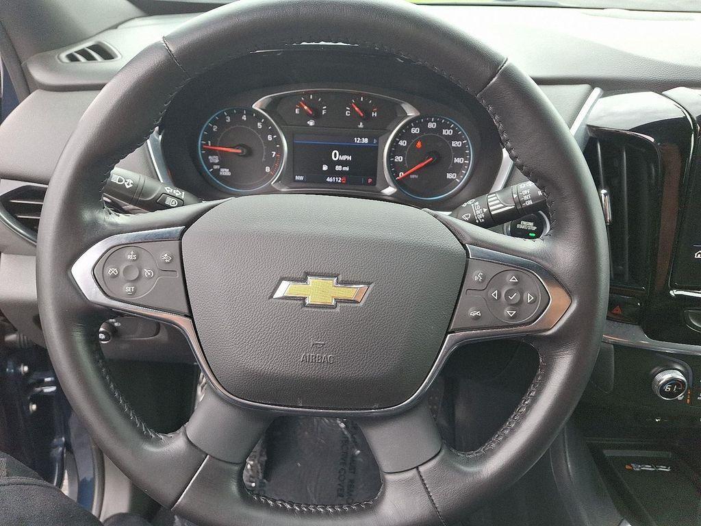 used 2022 Chevrolet Traverse car, priced at $25,990