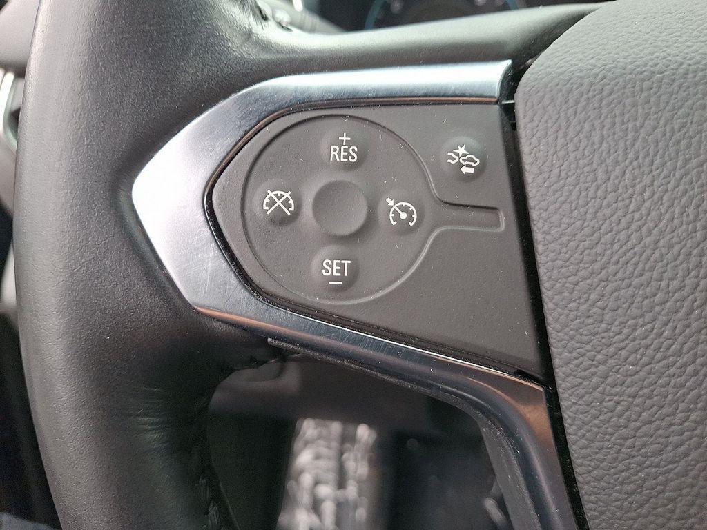 used 2022 Chevrolet Traverse car, priced at $25,990