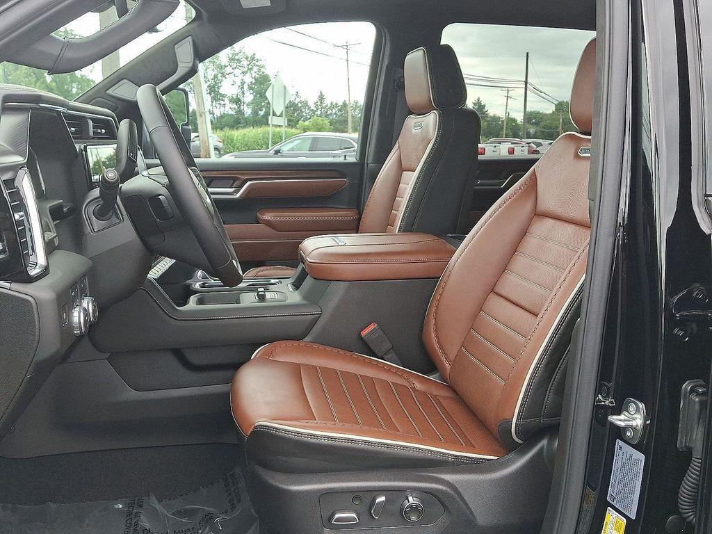 new 2025 GMC Sierra 2500 car, priced at $96,535