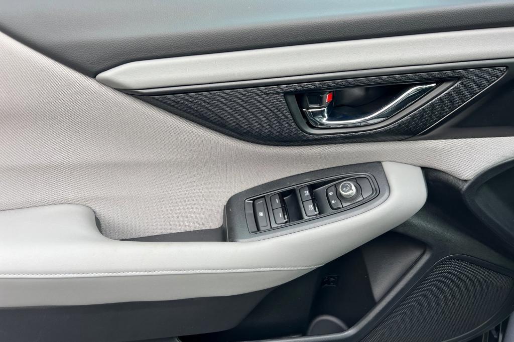 new 2025 Subaru Legacy car, priced at $33,589