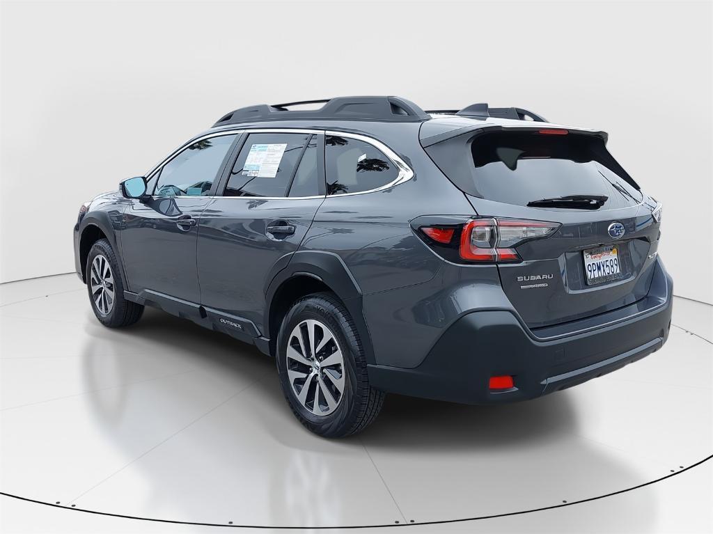 used 2025 Subaru Outback car, priced at $30,000
