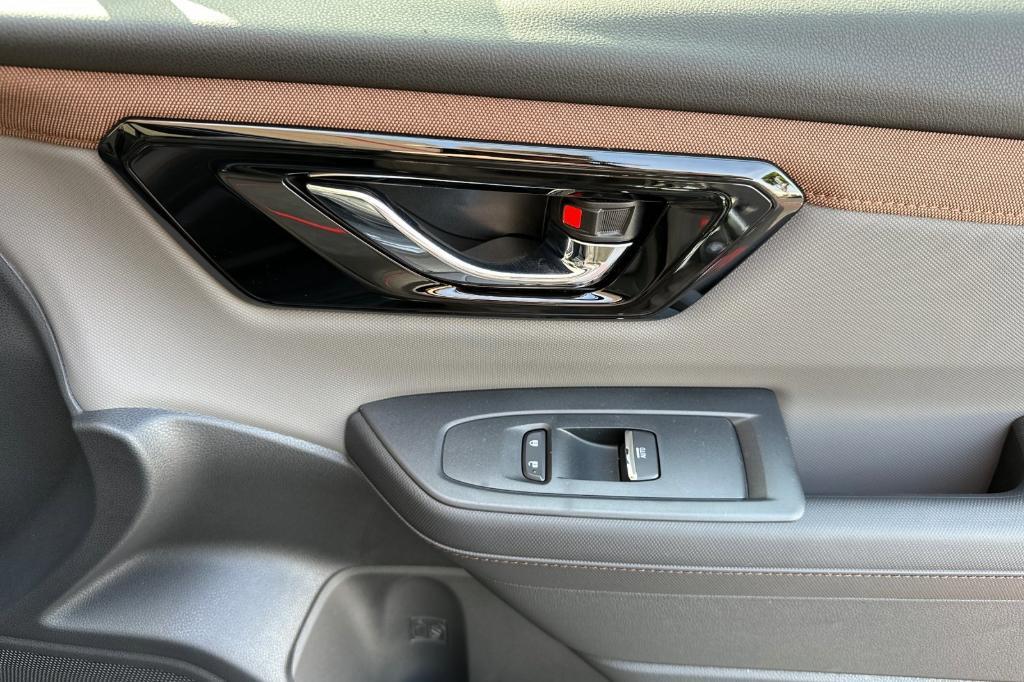 new 2025 Subaru Forester car, priced at $37,536