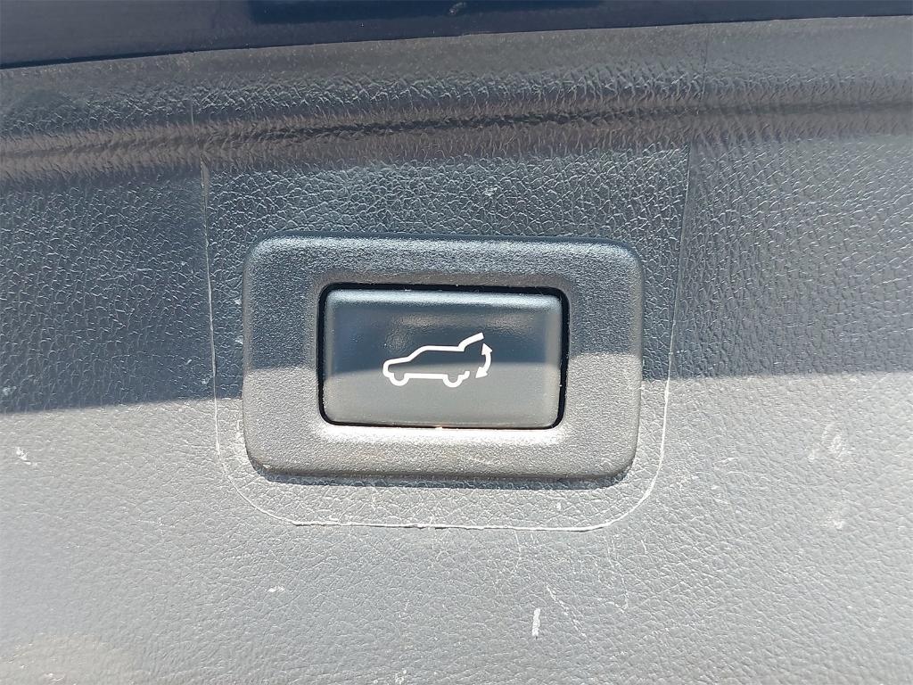 used 2018 Subaru Outback car, priced at $18,000
