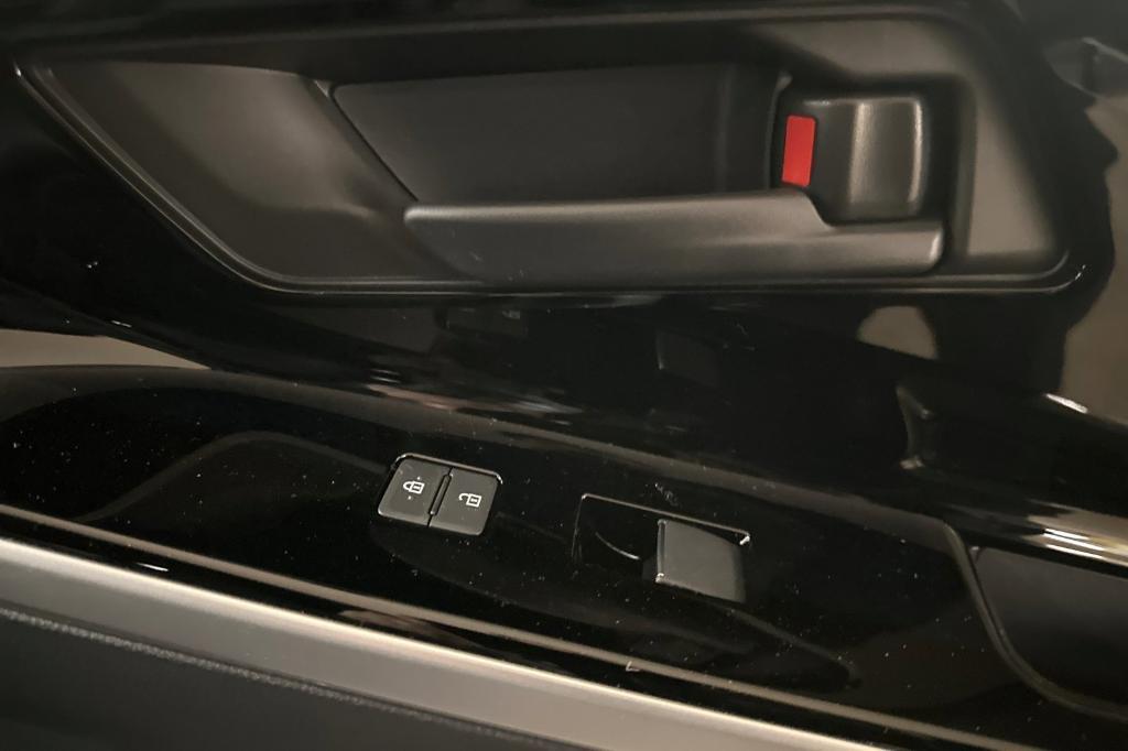 new 2025 Subaru Solterra car, priced at $44,681