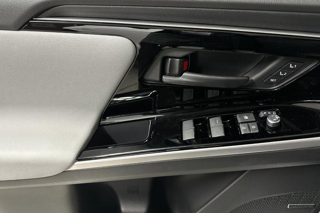 new 2025 Subaru Solterra car, priced at $45,357