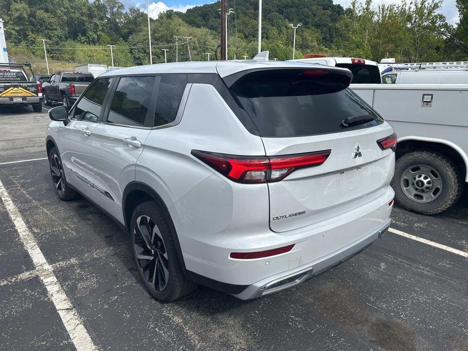 used 2022 Mitsubishi Outlander car, priced at $25,696