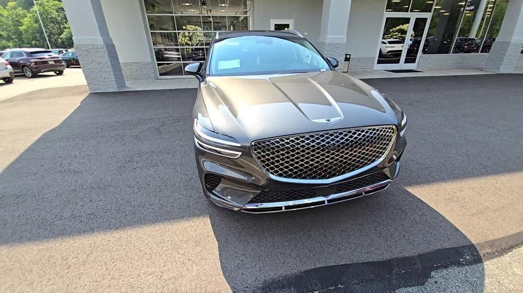 new 2025 Genesis GV70 car, priced at $53,140