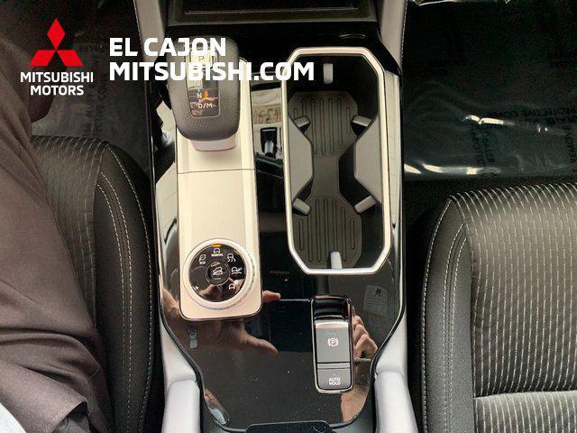 new 2025 Mitsubishi Outlander car, priced at $32,560