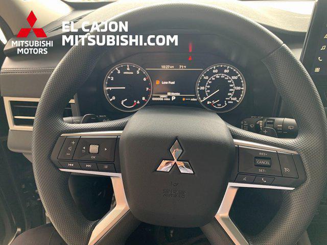 new 2025 Mitsubishi Outlander car, priced at $32,560