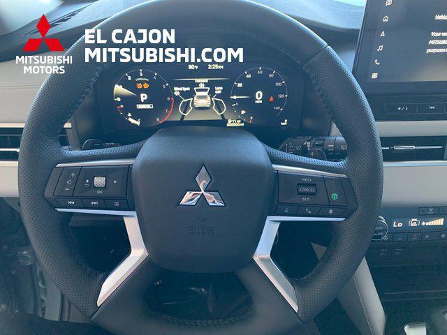 new 2025 Mitsubishi Outlander car, priced at $39,555