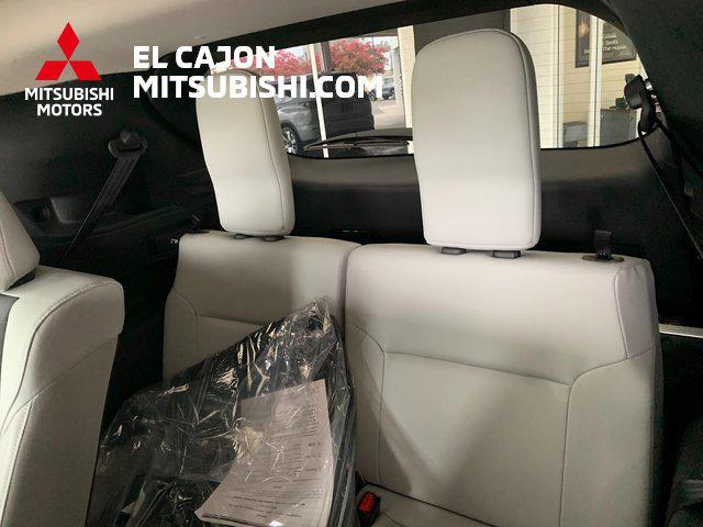 new 2025 Mitsubishi Outlander car, priced at $38,055