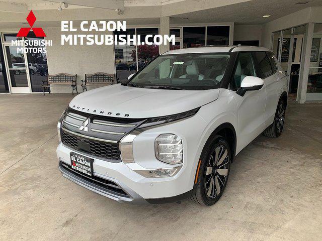 new 2025 Mitsubishi Outlander car, priced at $38,055