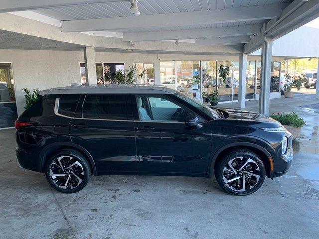 new 2024 Mitsubishi Outlander car, priced at $40,900