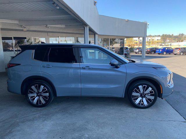 new 2025 Mitsubishi Outlander car, priced at $44,130