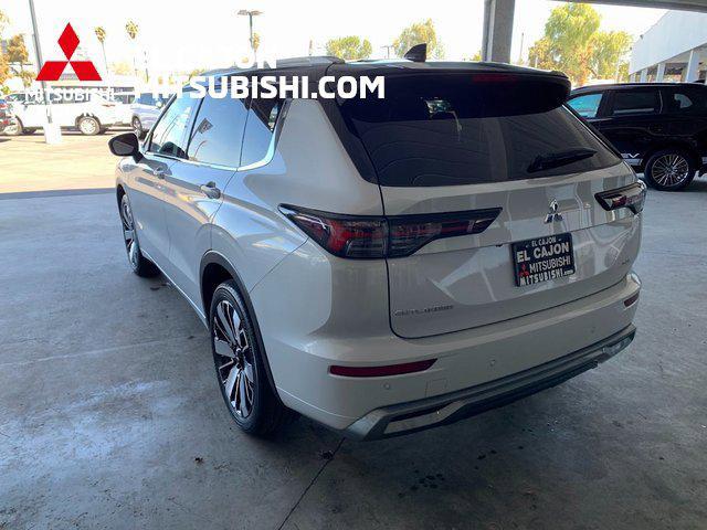 new 2025 Mitsubishi Outlander car, priced at $42,930