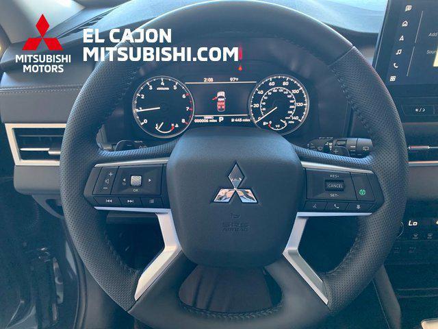 new 2025 Mitsubishi Outlander car, priced at $34,010
