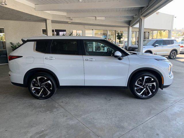 new 2024 Mitsubishi Outlander car, priced at $36,975