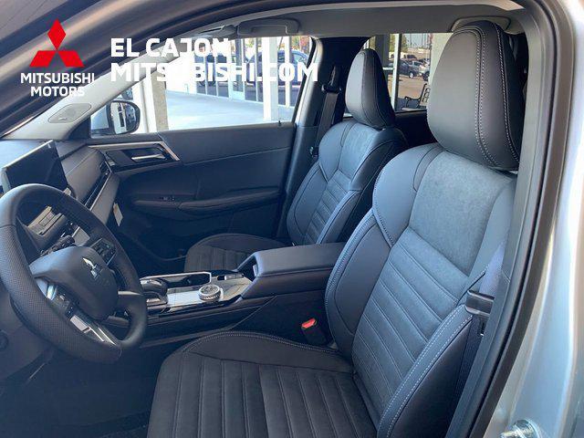 new 2025 Mitsubishi Outlander car, priced at $34,355