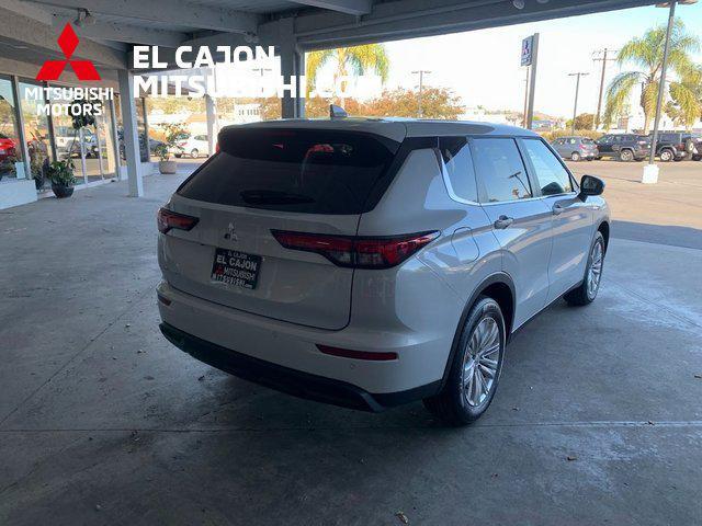 new 2024 Mitsubishi Outlander car, priced at $30,090