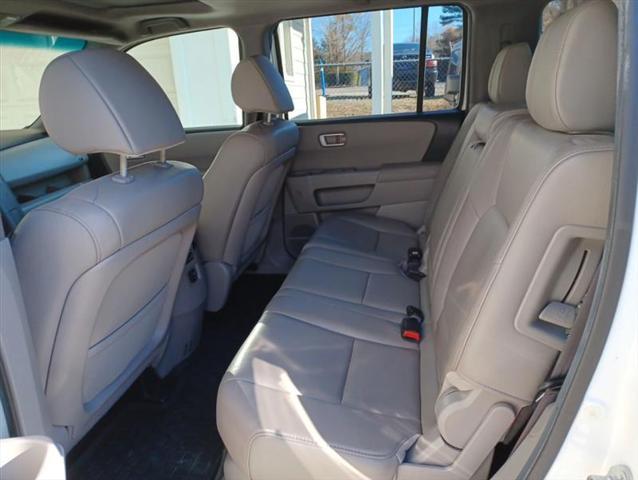 used 2012 Honda Pilot car, priced at $6,995