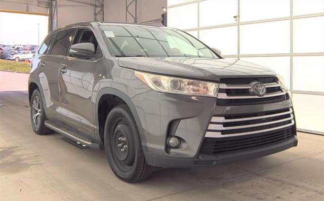used 2017 Toyota Highlander car, priced at $13,495