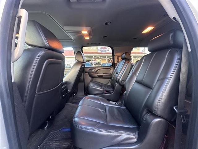 used 2008 Chevrolet Suburban car, priced at $7,995