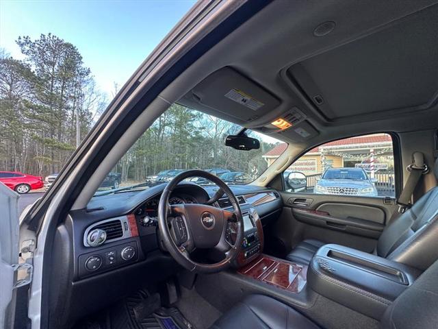 used 2008 Chevrolet Suburban car, priced at $7,995