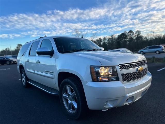 used 2008 Chevrolet Suburban car, priced at $7,995