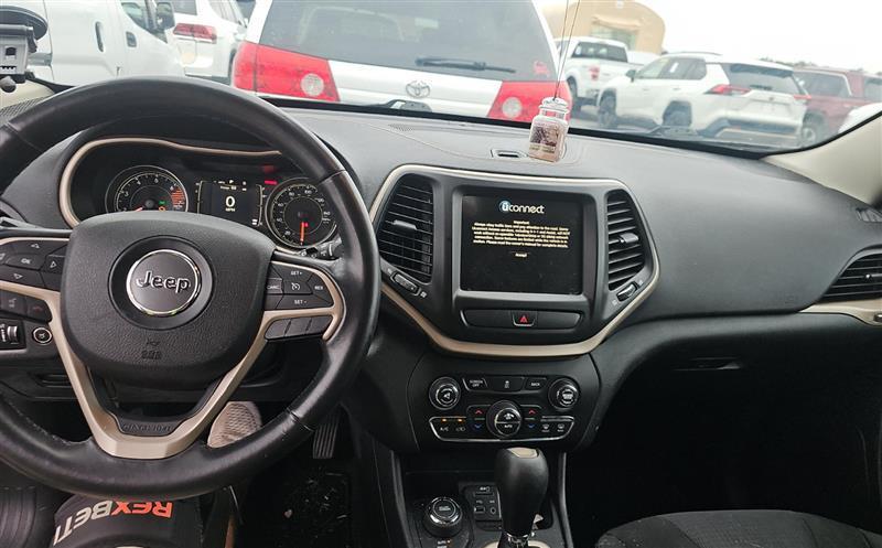 used 2016 Jeep Cherokee car, priced at $7,995