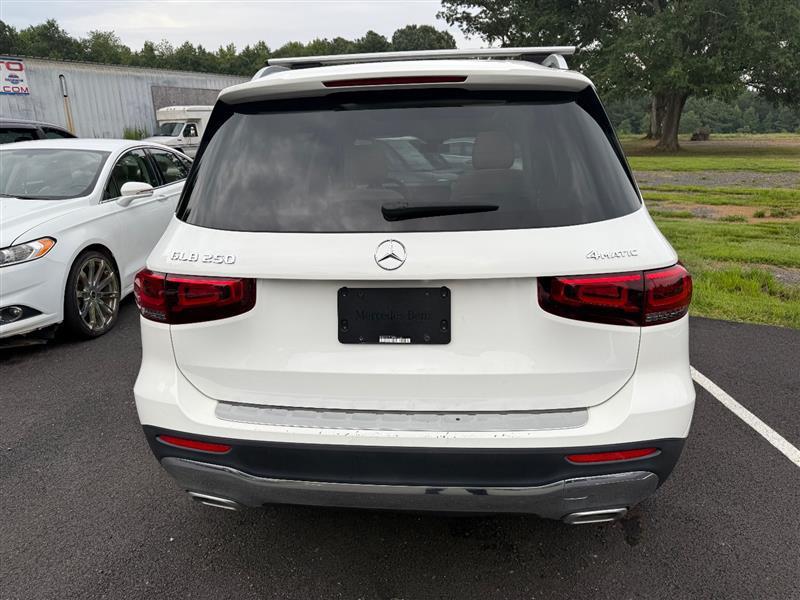 used 2021 Mercedes-Benz GLB 250 car, priced at $18,995
