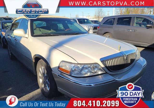 used 2005 Lincoln Town Car car, priced at $3,995