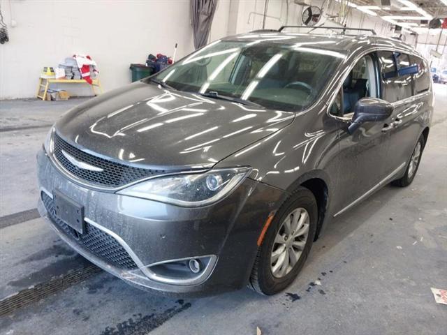 used 2018 Chrysler Pacifica car, priced at $11,995