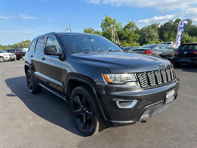 used 2015 Jeep Grand Cherokee car, priced at $9,995