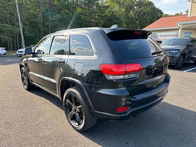 used 2015 Jeep Grand Cherokee car, priced at $9,995