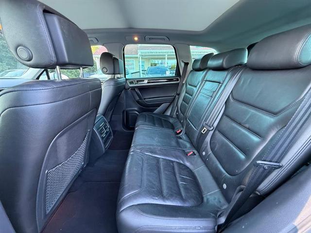 used 2013 Volkswagen Touareg car, priced at $8,995