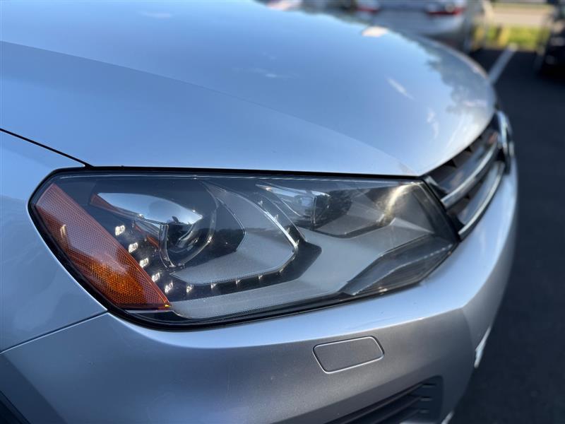 used 2013 Volkswagen Touareg car, priced at $7,250