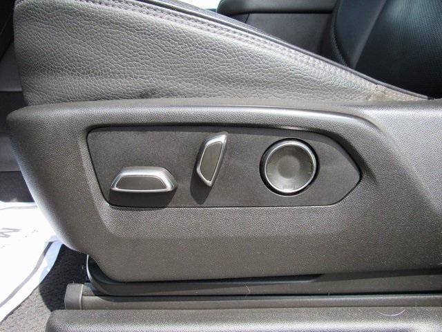 used 2021 GMC Yukon car, priced at $52,900