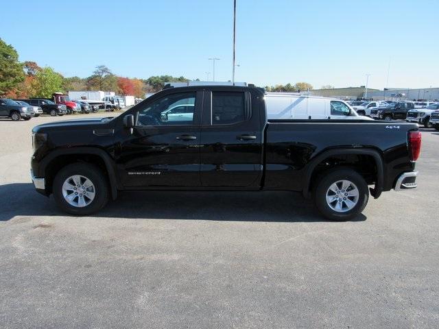 new 2025 GMC Sierra 1500 car, priced at $49,740