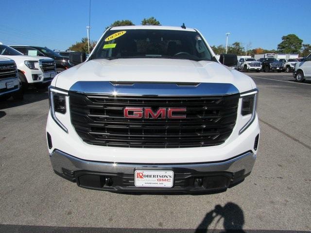 new 2024 GMC Sierra 1500 car, priced at $43,225