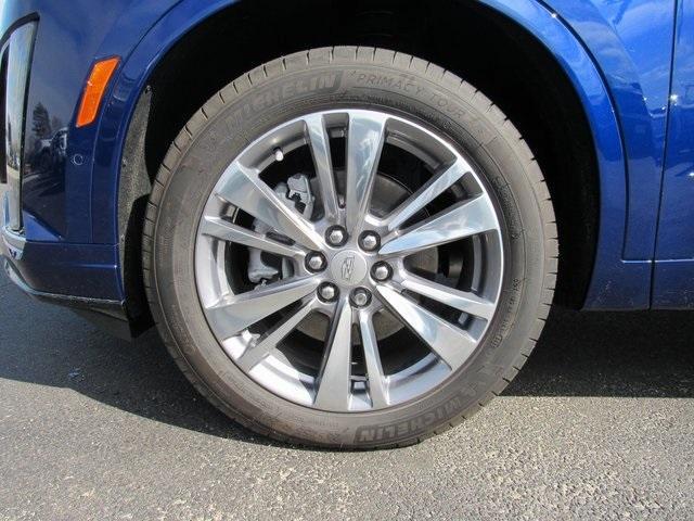 used 2024 Cadillac XT6 car, priced at $55,900