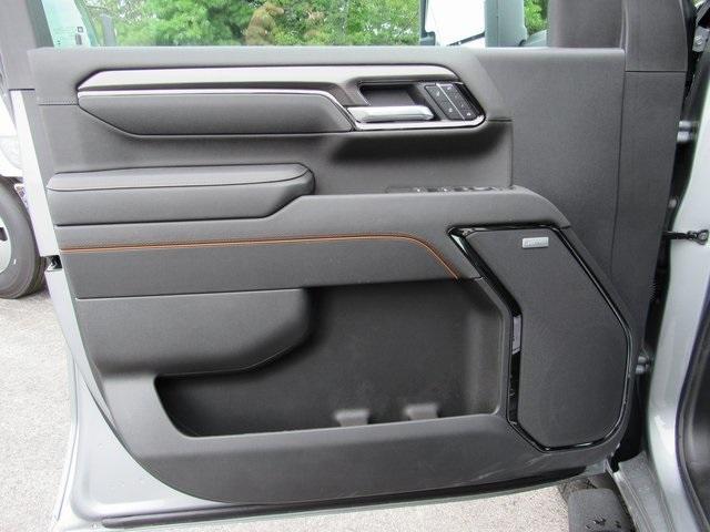 new 2025 GMC Sierra 2500 car, priced at $75,375